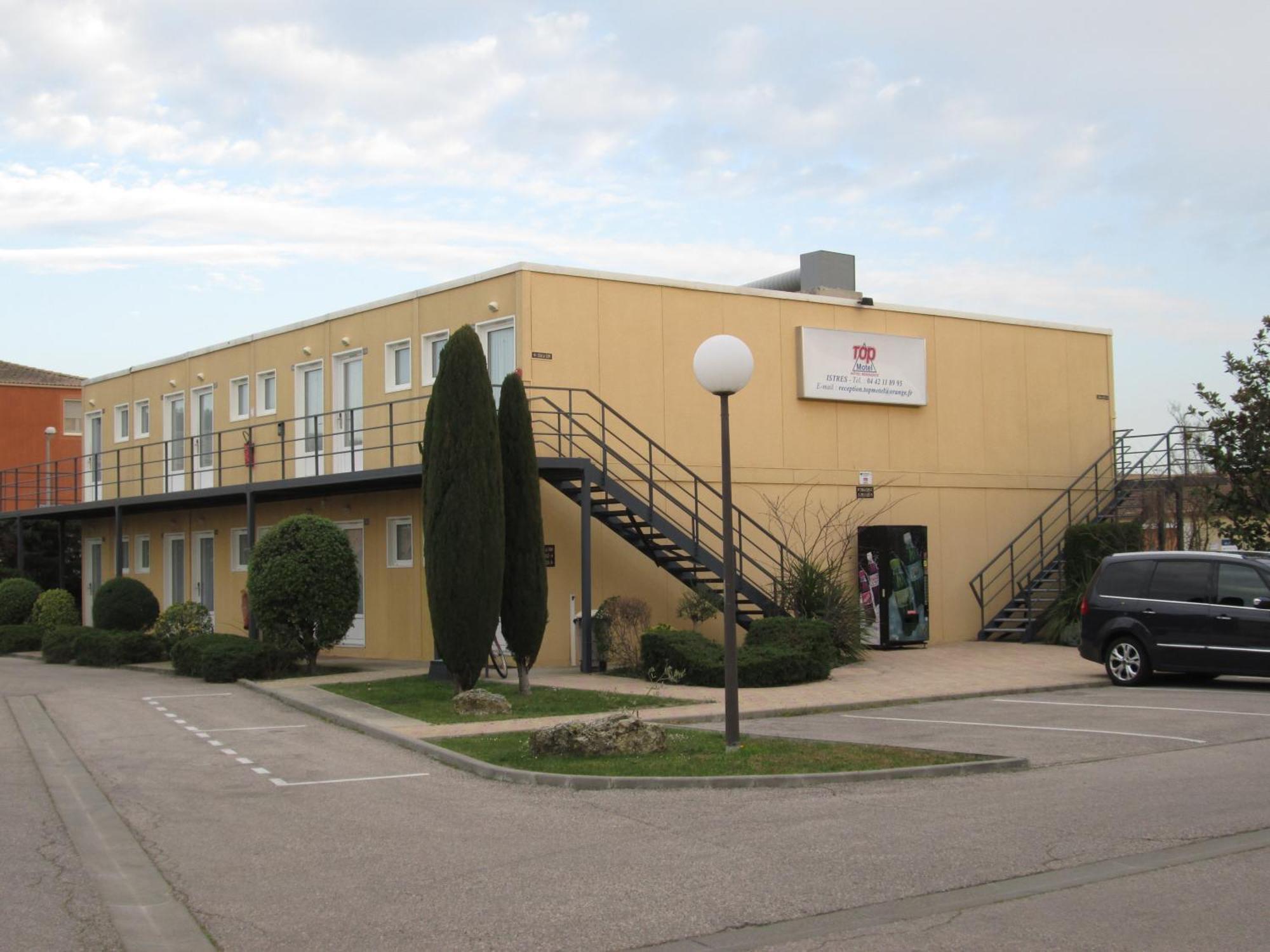 Top Motel Istres Buitenkant foto
