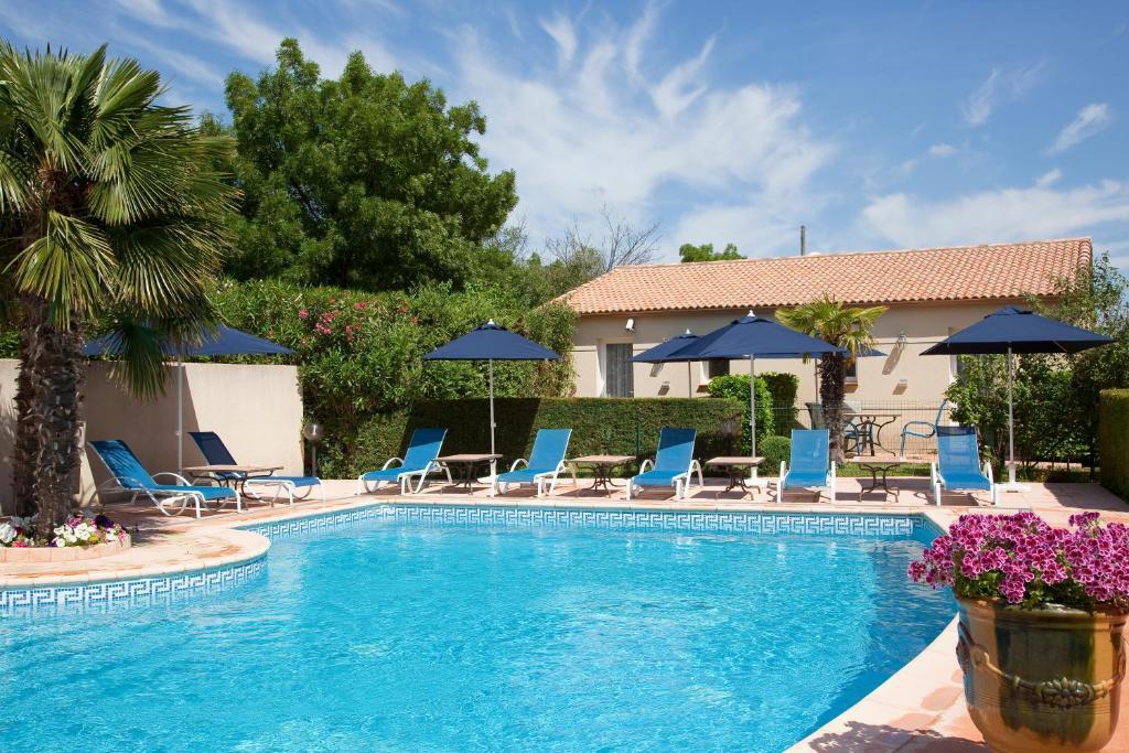 Top Motel Istres Buitenkant foto