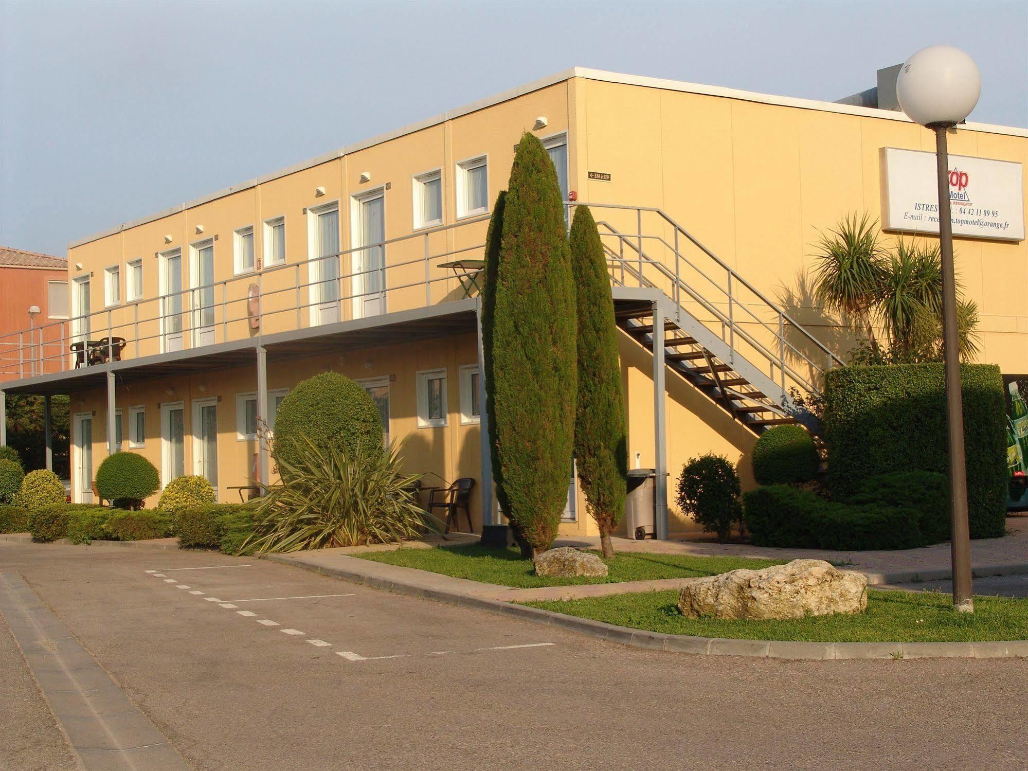 Top Motel Istres Buitenkant foto