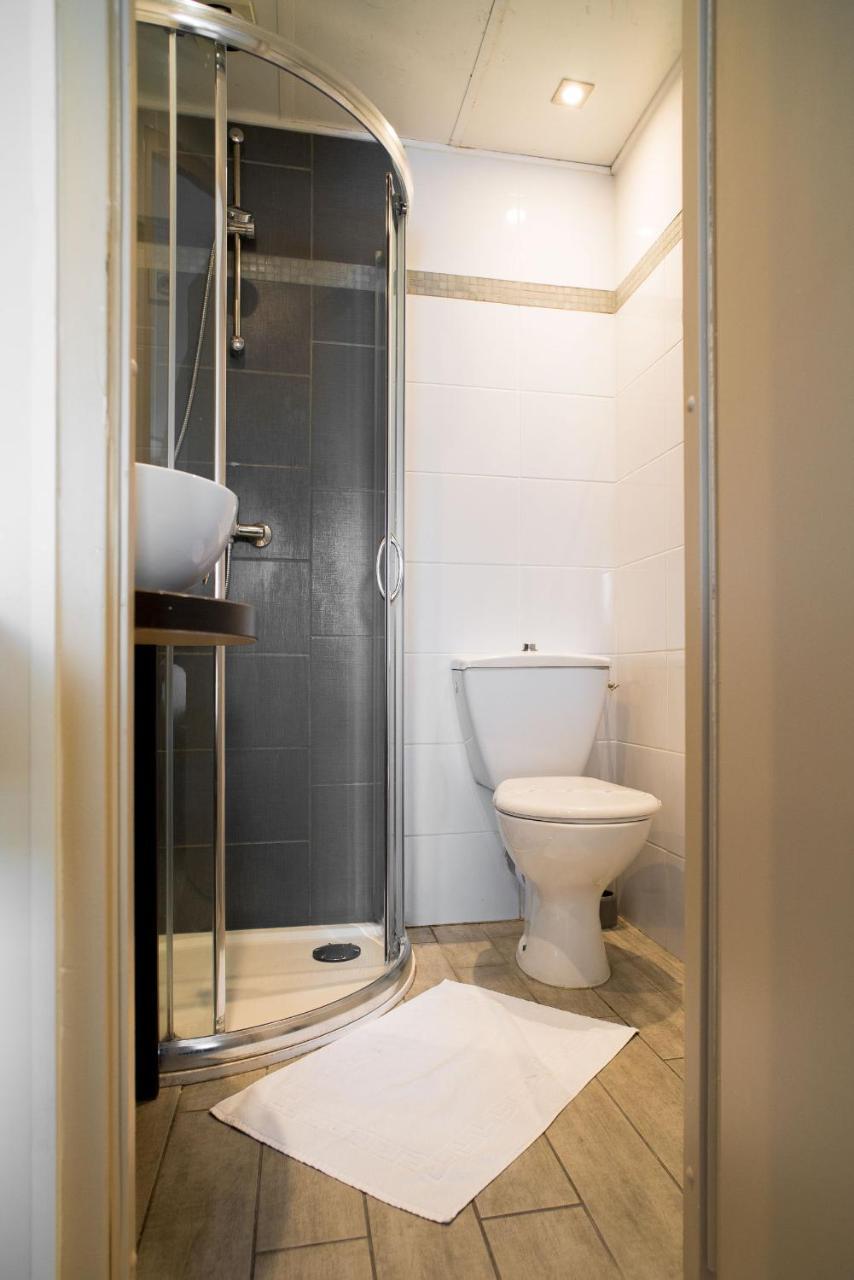 Top Motel Istres Buitenkant foto