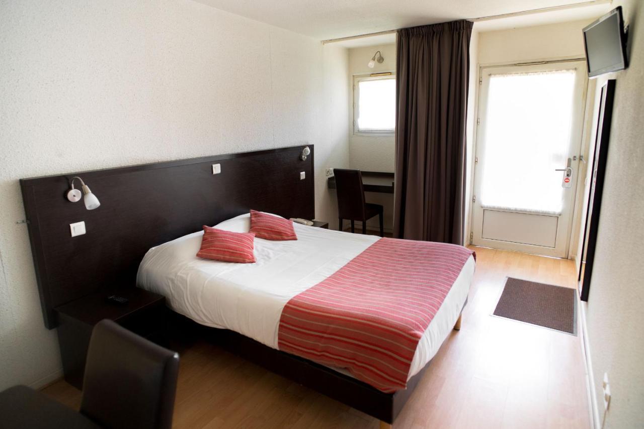 Top Motel Istres Buitenkant foto